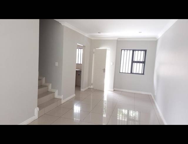 2 BEDROOM PROPERTY TO RENT IN RIVONIA